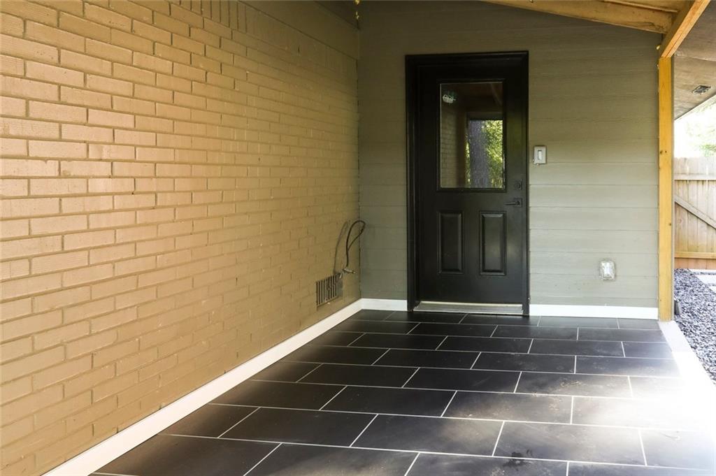 1389 Sanden Ferry Drive Decatur GA 30033
