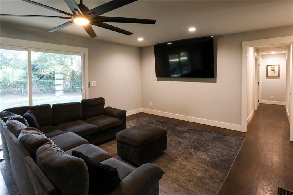 1389 Sanden Ferry Drive Decatur GA 30033