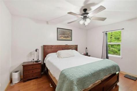 10 Florida Avenue Clayton GA 30525