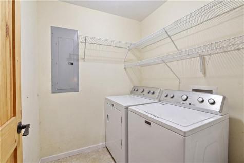 10 Florida Avenue Clayton GA 30525