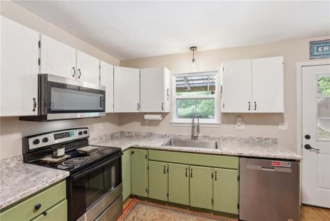 10 Florida Avenue Clayton GA 30525