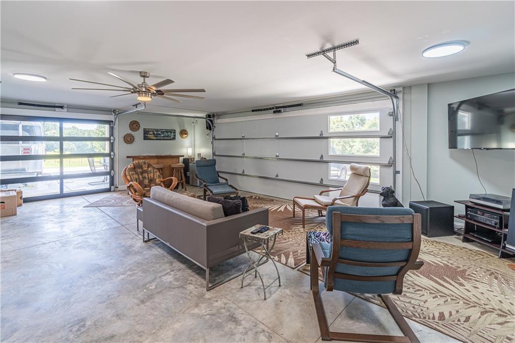 2003 Highway 323 Gillsville GA 30543