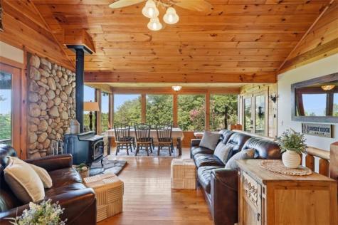 24 Oak Ledge Road Morganton GA 30560