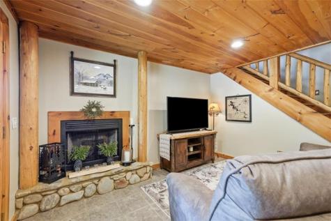 24 Oak Ledge Road Morganton GA 30560