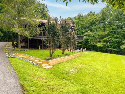 24 Oak Ledge Road Morganton GA 30560