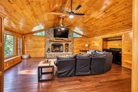 450 Flat Creek Circle Blue Ridge GA 30513