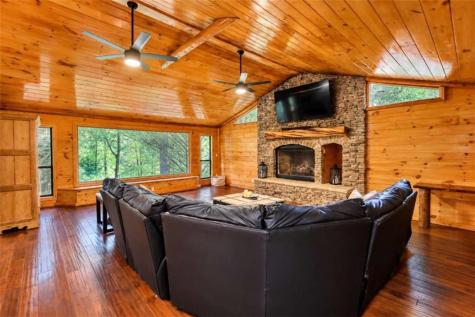 450 Flat Creek Circle Blue Ridge GA 30513