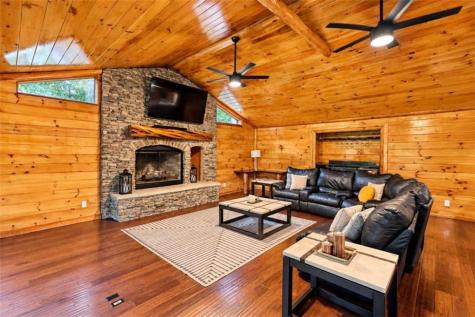 450 Flat Creek Circle Blue Ridge GA 30513