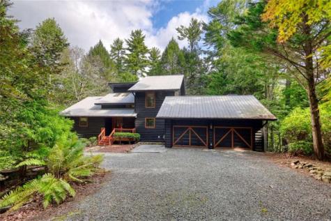 450 Flat Creek Circle Blue Ridge GA 30513