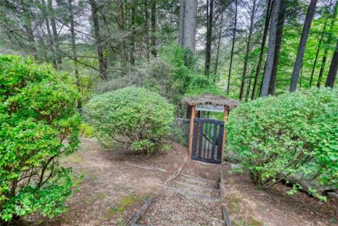 450 Flat Creek Circle Blue Ridge GA 30513