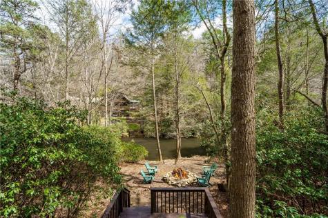 1449 Cherokee Lane Mccaysville GA 30555