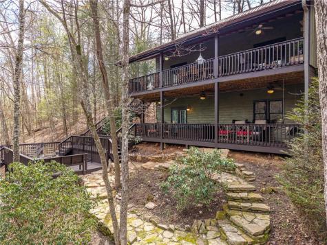 1449 Cherokee Lane Mccaysville GA 30555