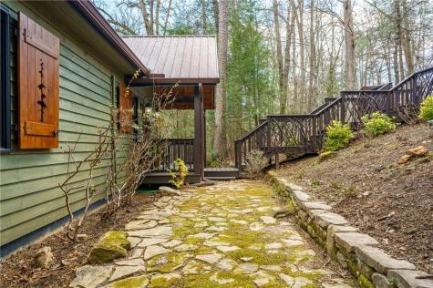 1449 Cherokee Lane Mccaysville GA 30555