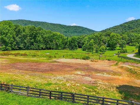 104 Cindy Parkway Cleveland GA 30528