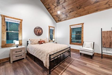 235 W Conasauga Creek Ellijay GA 30540