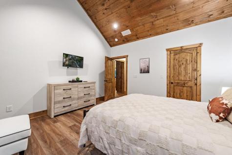 235 W Conasauga Creek Ellijay GA 30540
