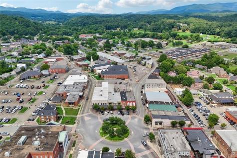 4218 Roy Road Ellijay GA 30536