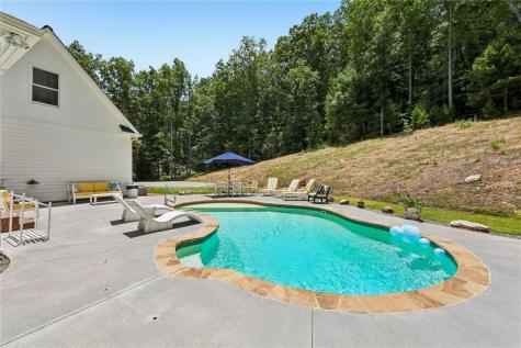 4218 Roy Road Ellijay GA 30536