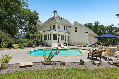 4218 Roy Road Ellijay GA 30536