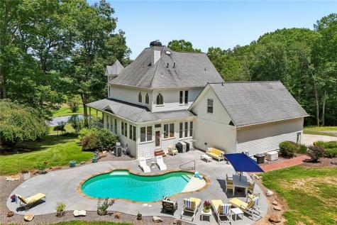 4218 Roy Road Ellijay GA 30536