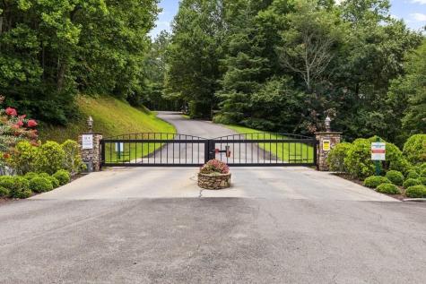 45 Hemlock Court Talking Rock GA 30175