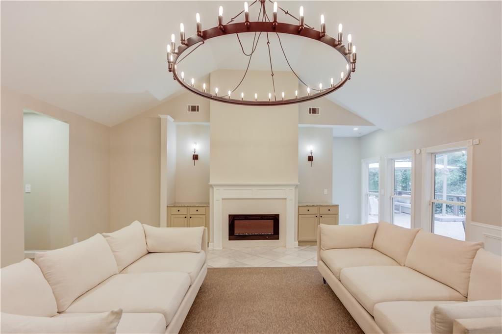 7680 Ryefield Drive Sandy Springs GA 30350
