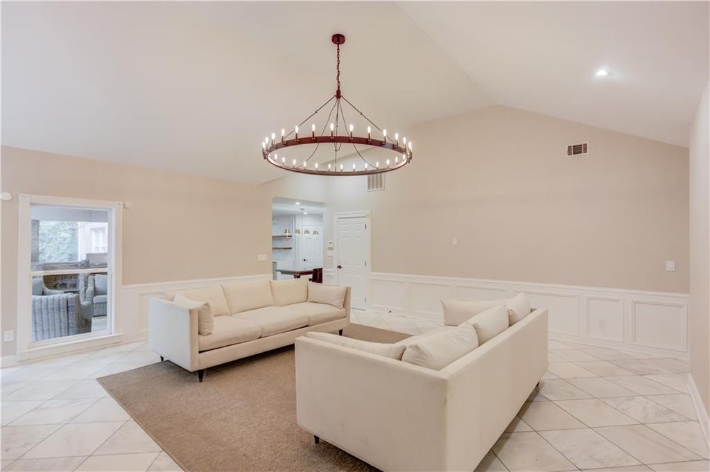 7680 Ryefield Drive Sandy Springs GA 30350