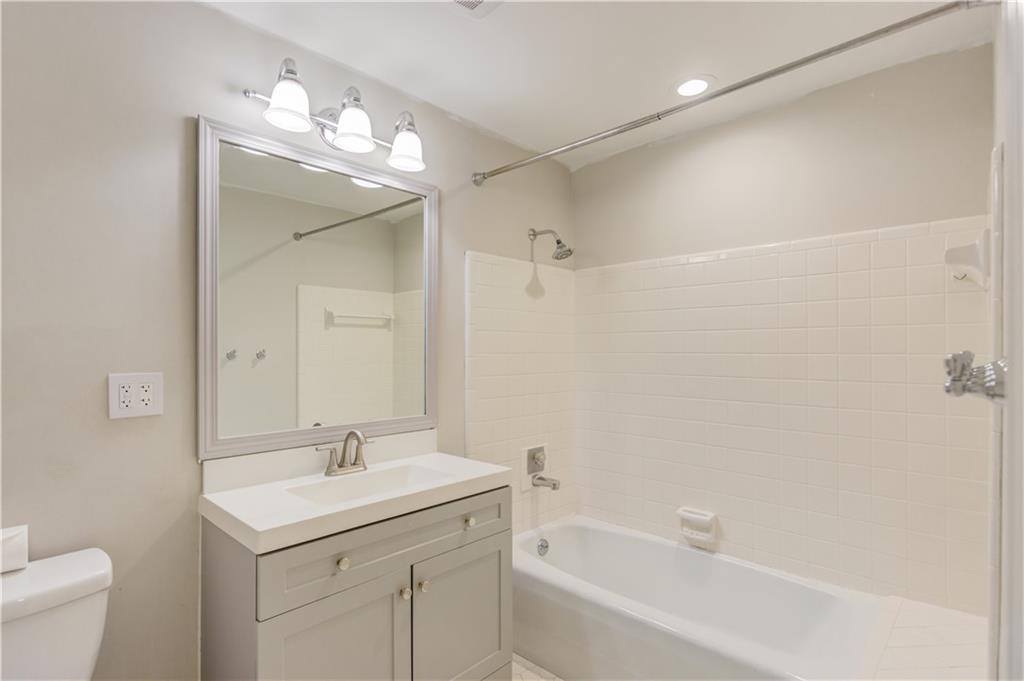 7680 Ryefield Drive Sandy Springs GA 30350