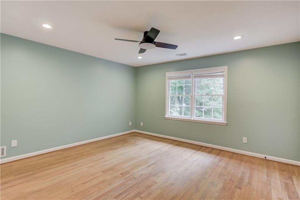 7680 Ryefield Drive Sandy Springs GA 30350