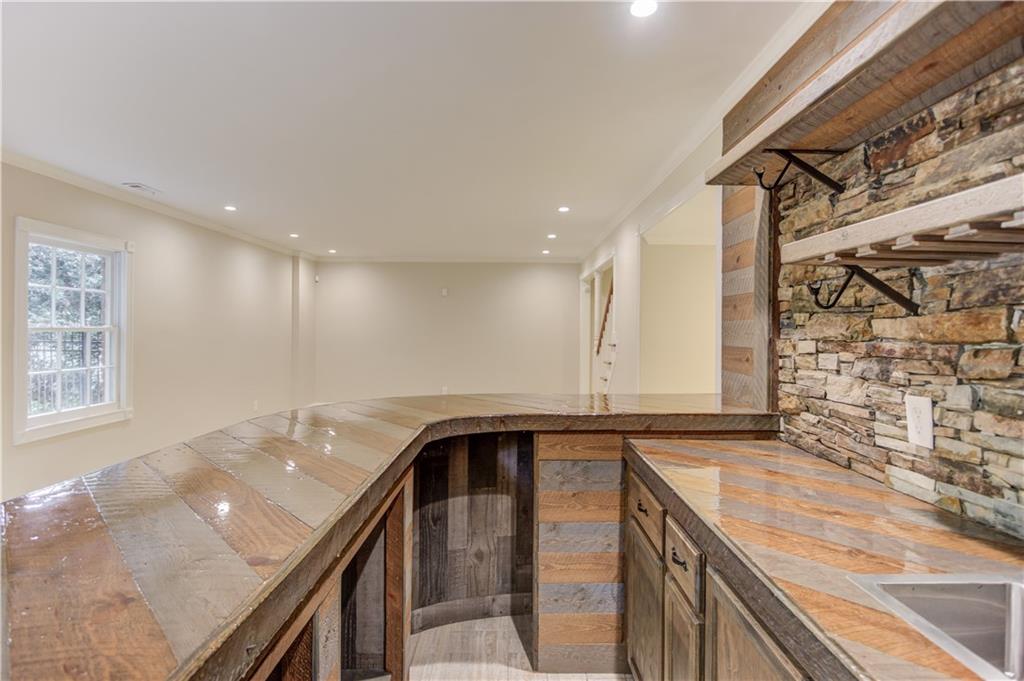 7680 Ryefield Drive Sandy Springs GA 30350