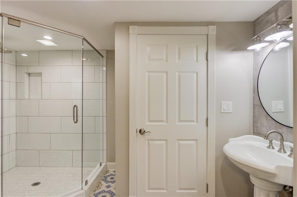 7680 Ryefield Drive Sandy Springs GA 30350