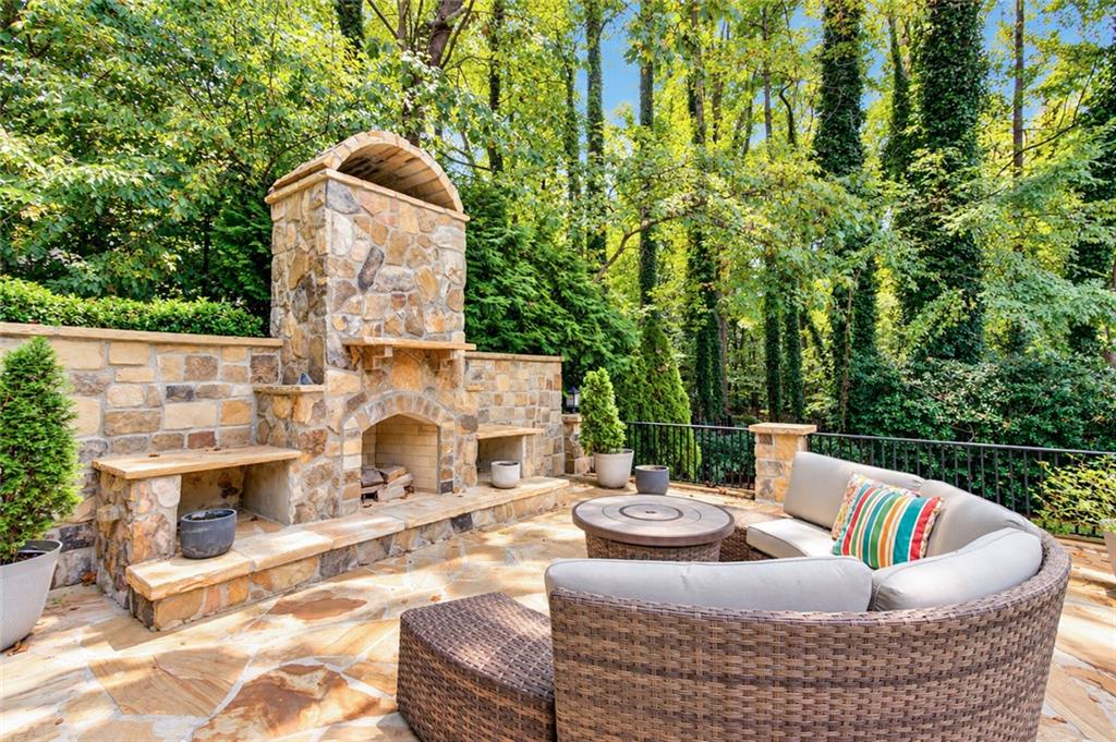 7680 Ryefield Drive Sandy Springs GA 30350