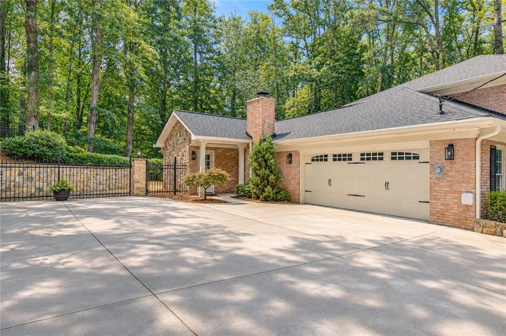 7680 Ryefield Drive Sandy Springs GA 30350