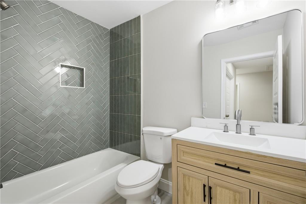 353 Roxbury Drive Riverdale GA 30274