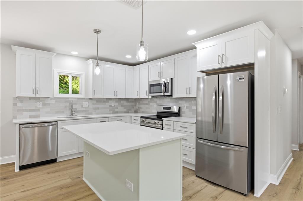 353 Roxbury Drive Riverdale GA 30274