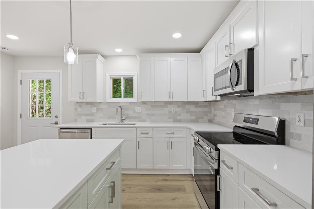 353 Roxbury Drive Riverdale GA 30274