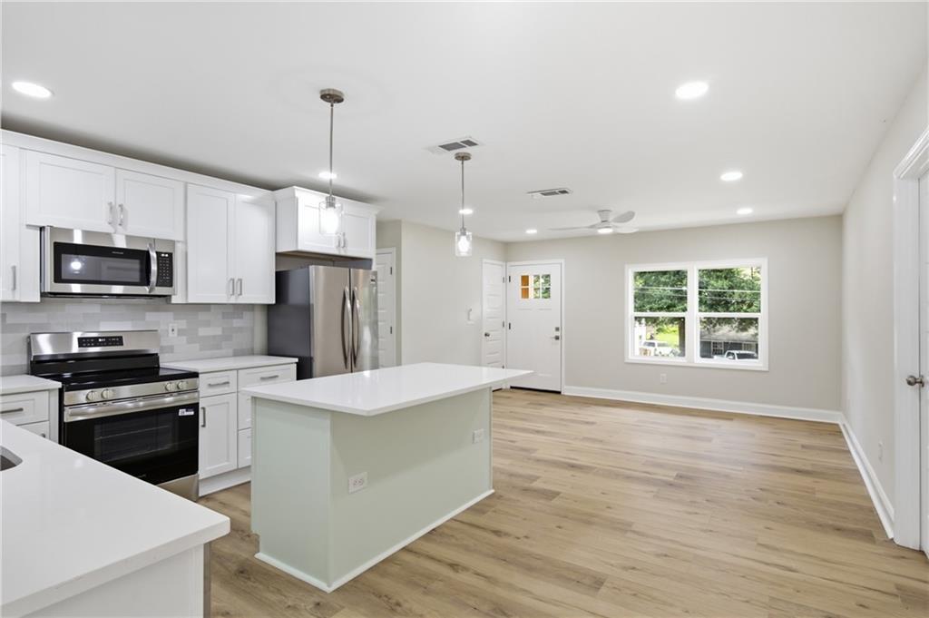 353 Roxbury Drive Riverdale GA 30274