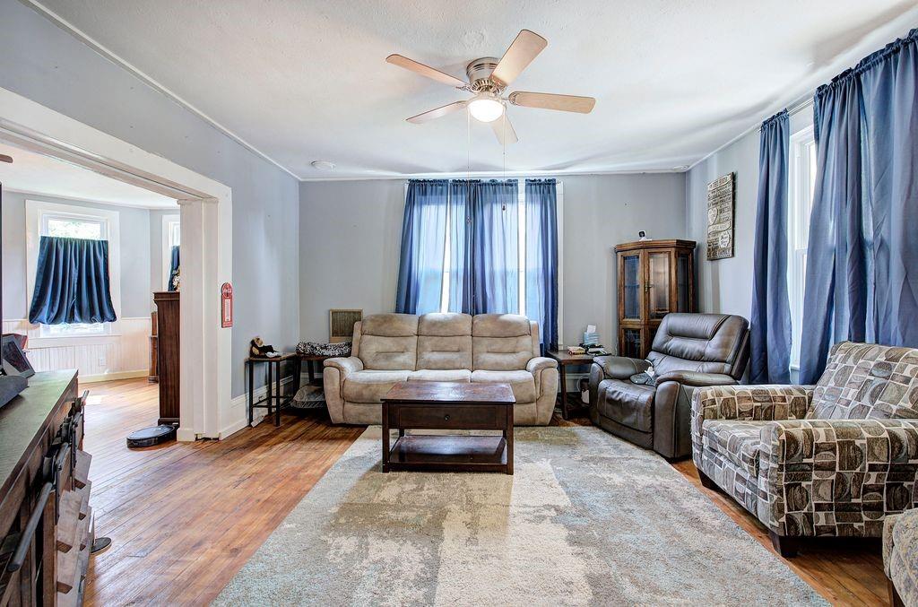 36 Shaw Street Kingston GA 30145