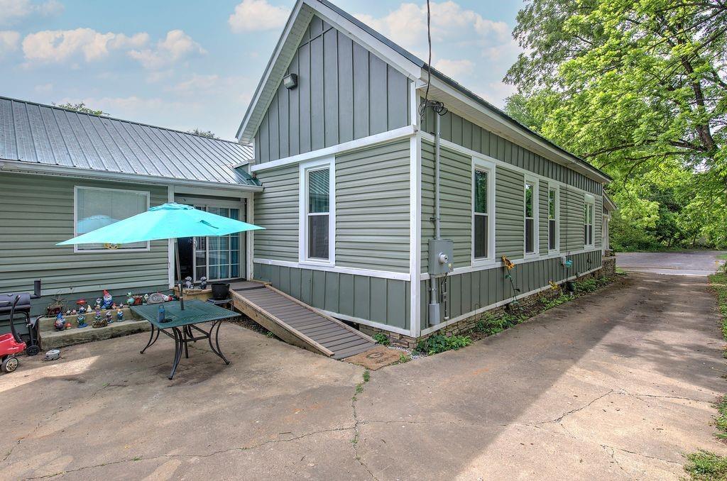 36 Shaw Street Kingston GA 30145