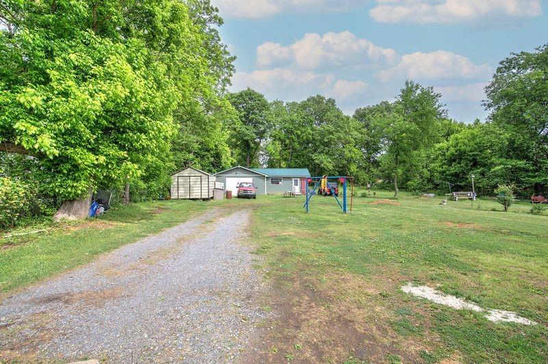 36 Shaw Street Kingston GA 30145