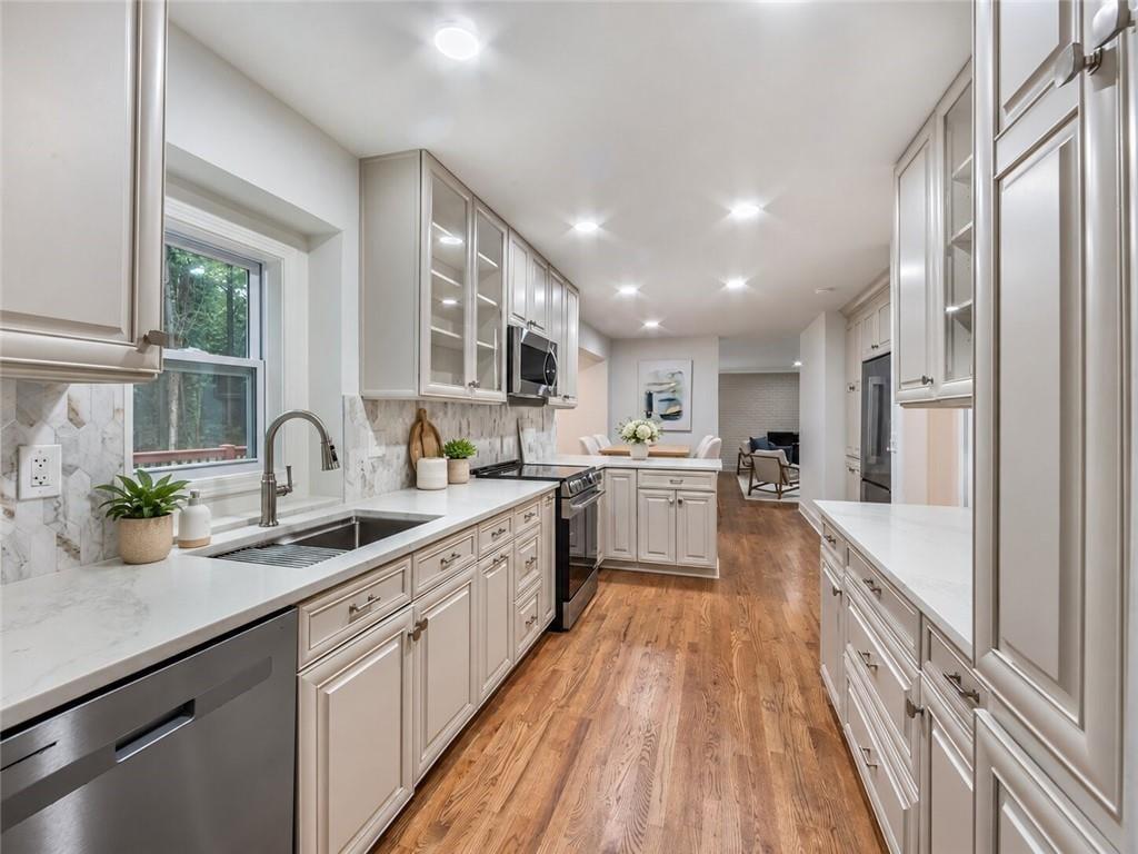 5004 Mountclaire Road Stone Mountain GA 30087