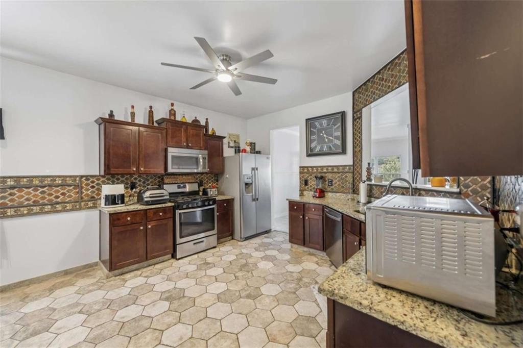 2335 Allman Drive Jonesboro GA 30236