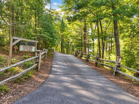 330 Seneca Drive Ellijay GA 30540