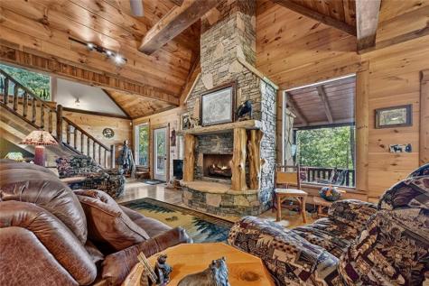 330 Seneca Drive Ellijay GA 30540