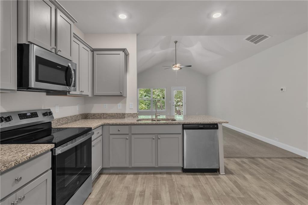 11963 Lovejoy Crossing Place Hampton GA 30228