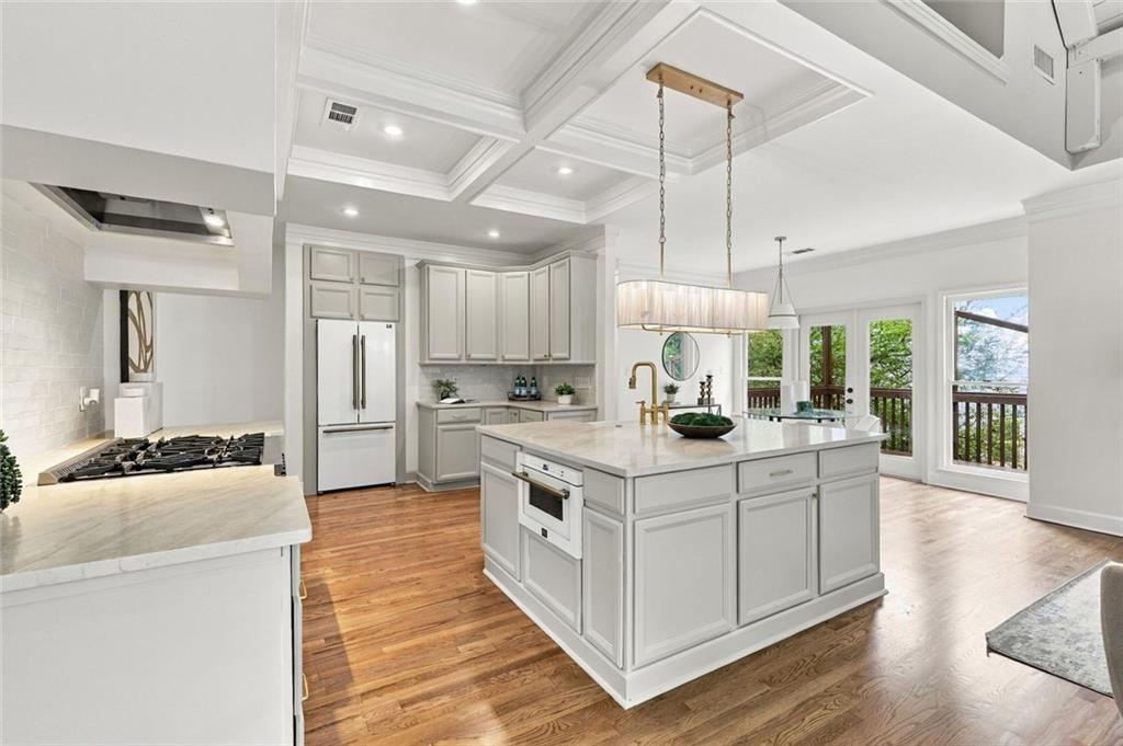 835 Bermuda Run Woodstock GA 30189
