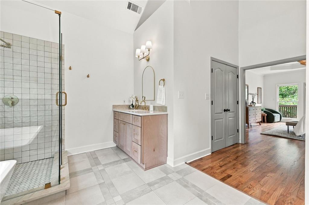 835 Bermuda Run Woodstock GA 30189