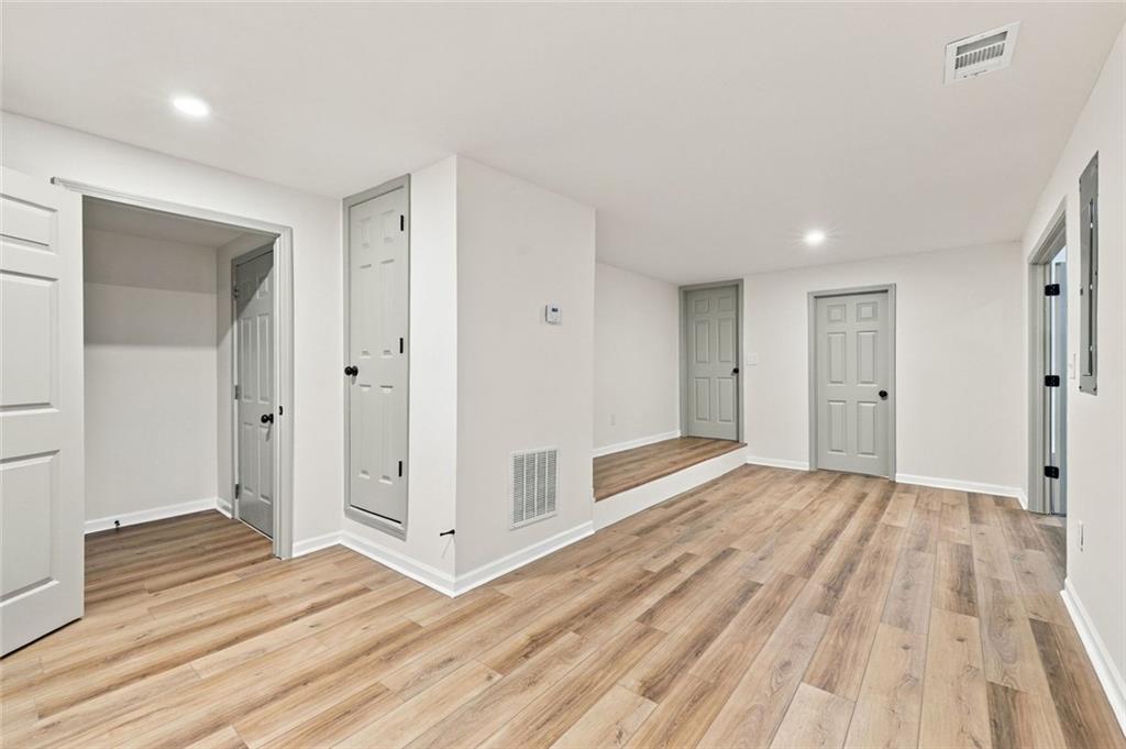 835 Bermuda Run Woodstock GA 30189