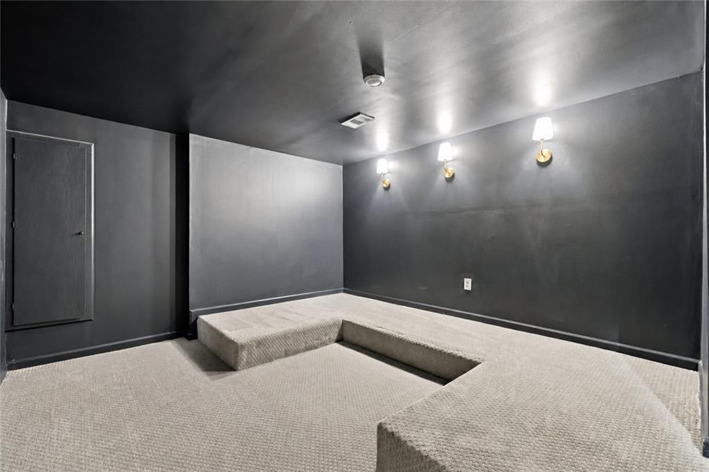 835 Bermuda Run Woodstock GA 30189
