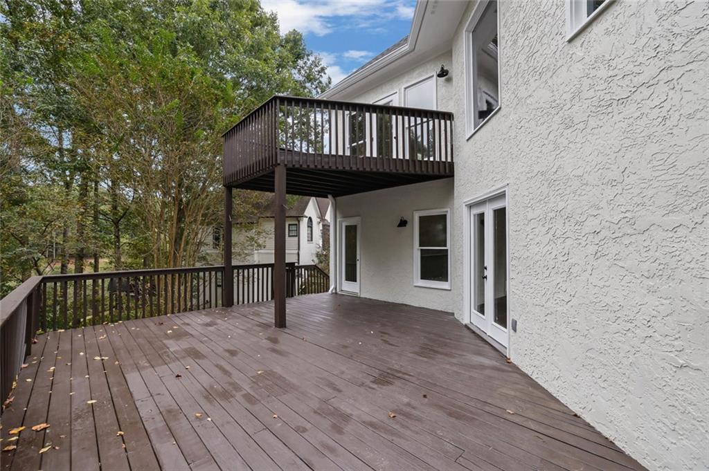 835 Bermuda Run Woodstock GA 30189